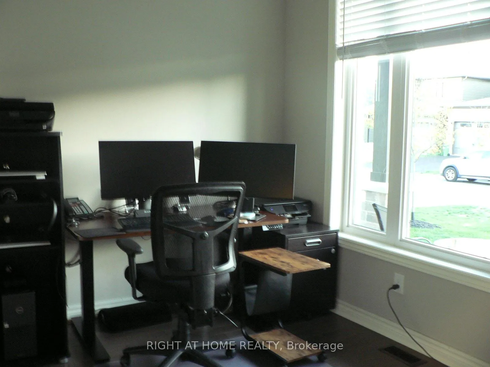 Photo 4 of 110 Hickstead Way, Ottawa, Stittsville (South) — HOMEH