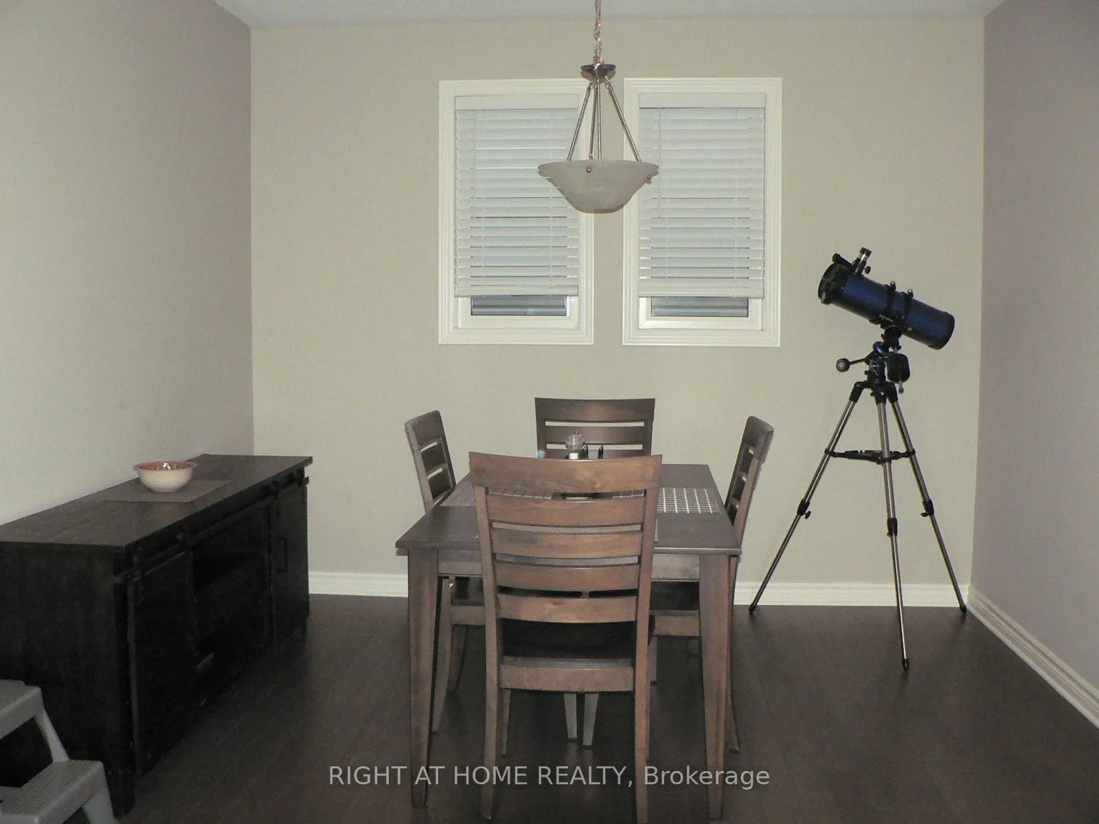 Photo 5 of 110 Hickstead Way, Ottawa, Stittsville (South) — HOMEH