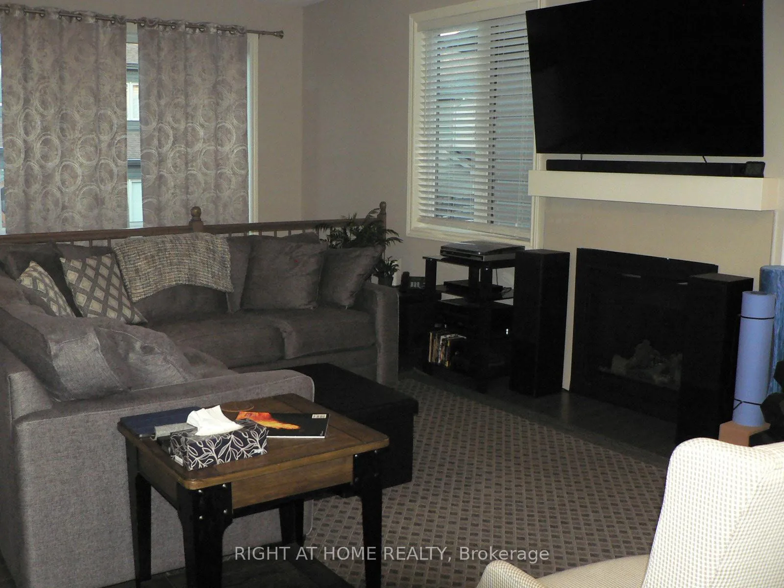 Photo 6 of 110 Hickstead Way, Ottawa, Stittsville (South) — HOMEH