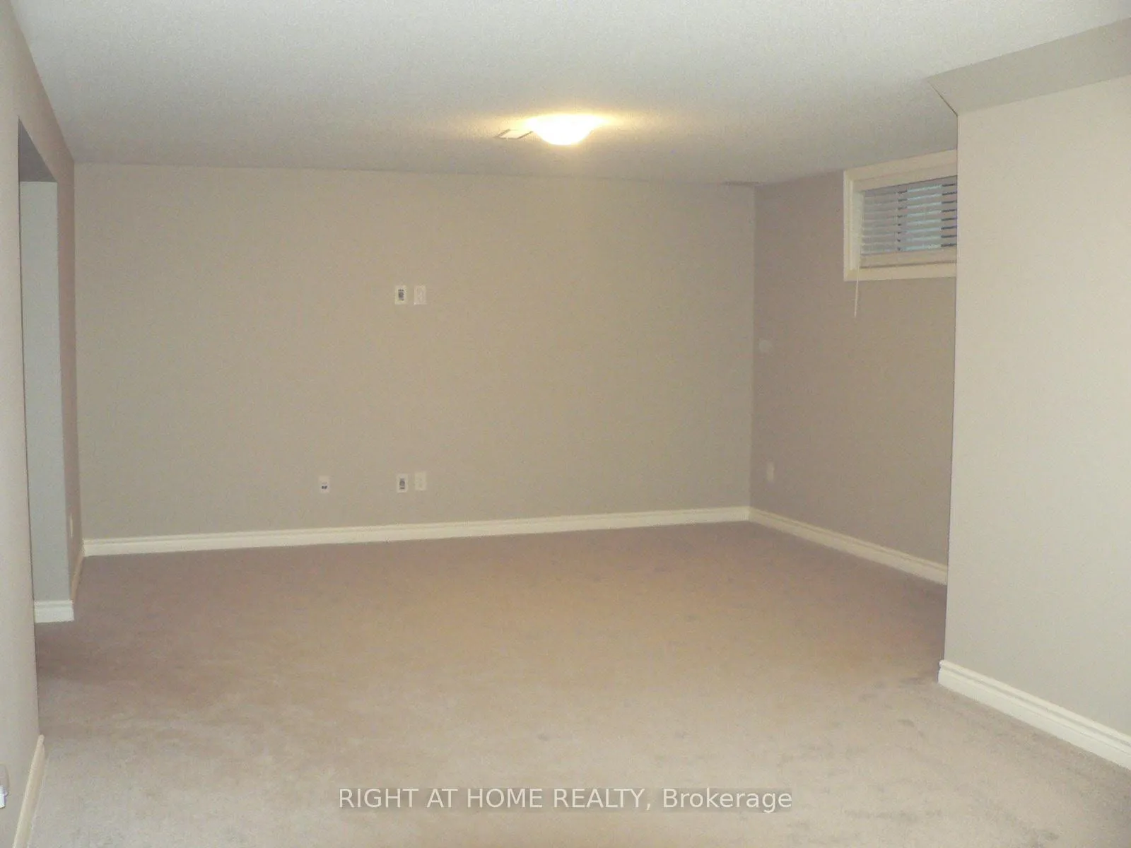 Photo 14 of 110 Hickstead Way, Ottawa, Stittsville (South) — HOMEH