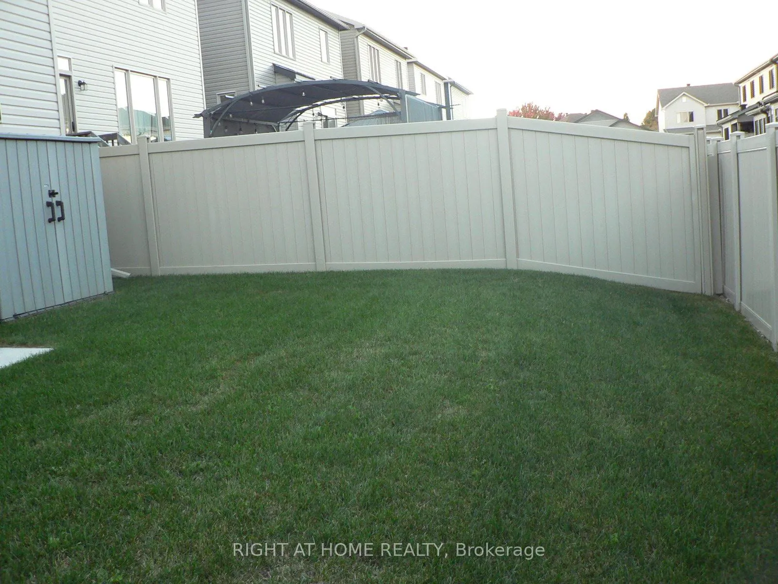 Photo 17 of 110 Hickstead Way, Ottawa, Stittsville (South) — HOMEH