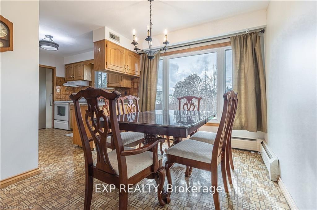 Photo 6 of 88 Fairview Avenue, St. Thomas — HOMEH