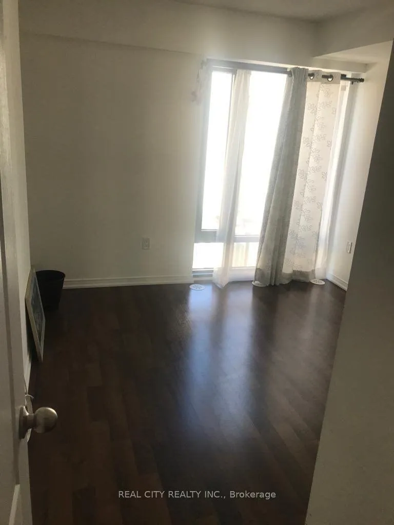 Photo 6 of Unit 514, 142 Widdicombe Hill Boulevard, Etobicoke, Willowridge-Martingrove-Richview — HOMEH