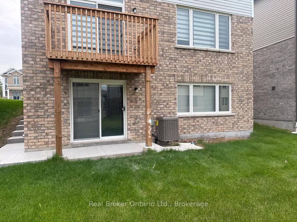 Photo 3 of 26 Ford Street, Brant, Paris — HOMEH