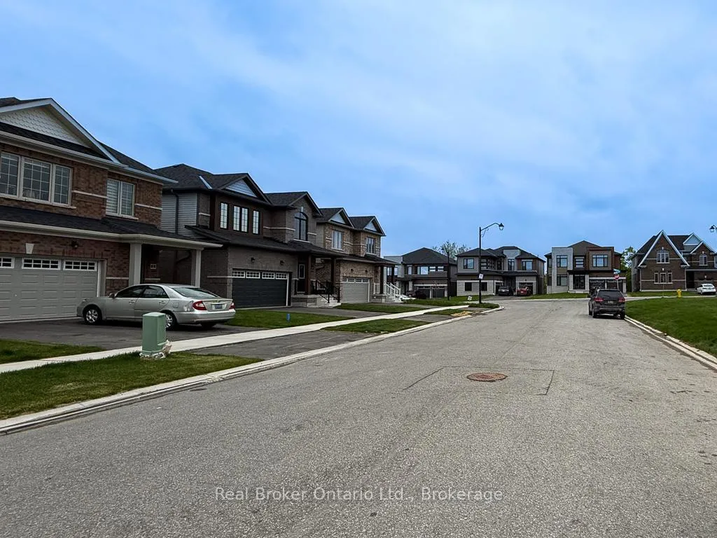 Photo 12 of 26 Ford Street, Brant, Paris — HOMEH
