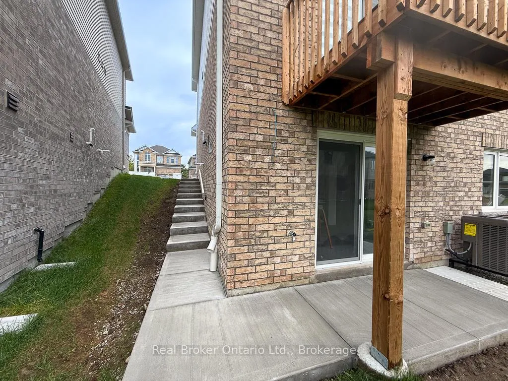 Photo 14 of 26 Ford Street, Brant, Paris — HOMEH