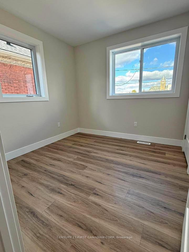 Photo 4 of Unit A, 200 Centre Street, St. Thomas — HOMEH