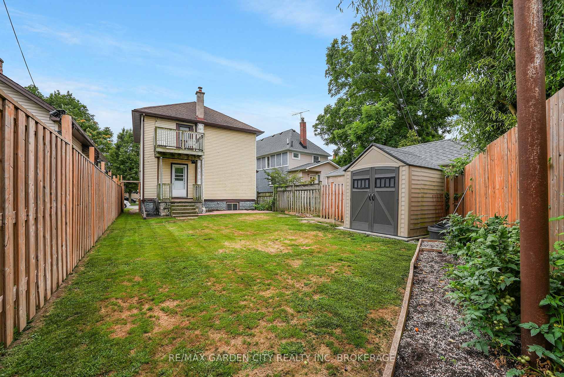 Photo 27 of 111 Lowell Avenue, St. Catharines, Downtown — HOMEH