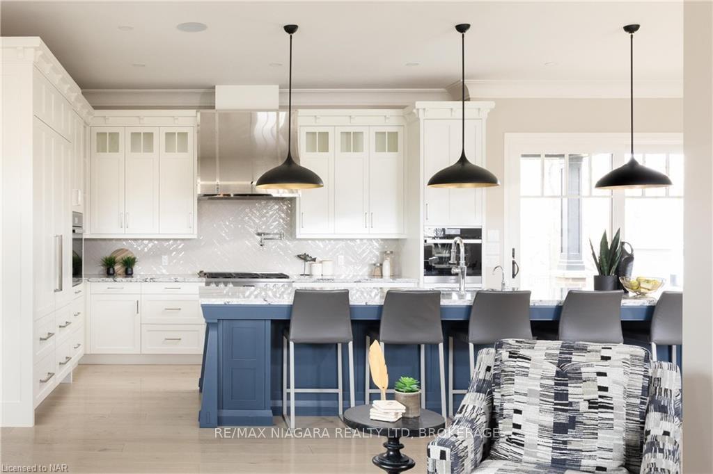 Photo 11 of 32 Breckenridge Boulevard, St. Catharines, Grapeview — HOMEH