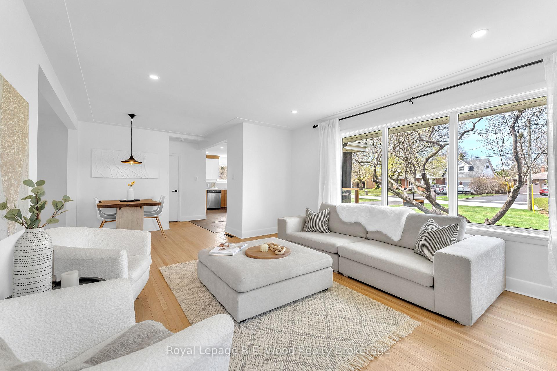 Photo 8 of 229 Woodworth Crescent, St. Thomas — HOMEH