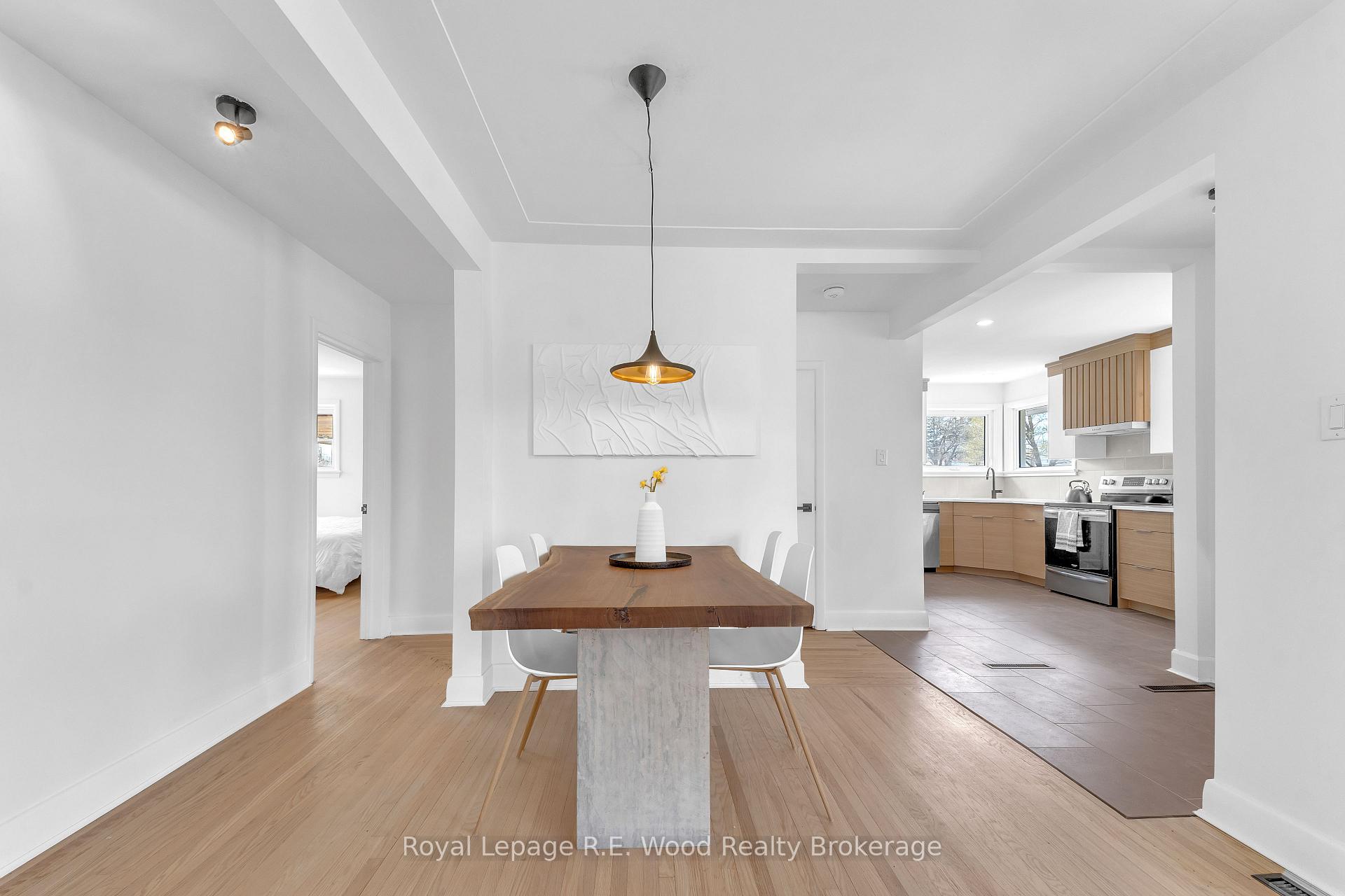 Photo 9 of 229 Woodworth Crescent, St. Thomas — HOMEH