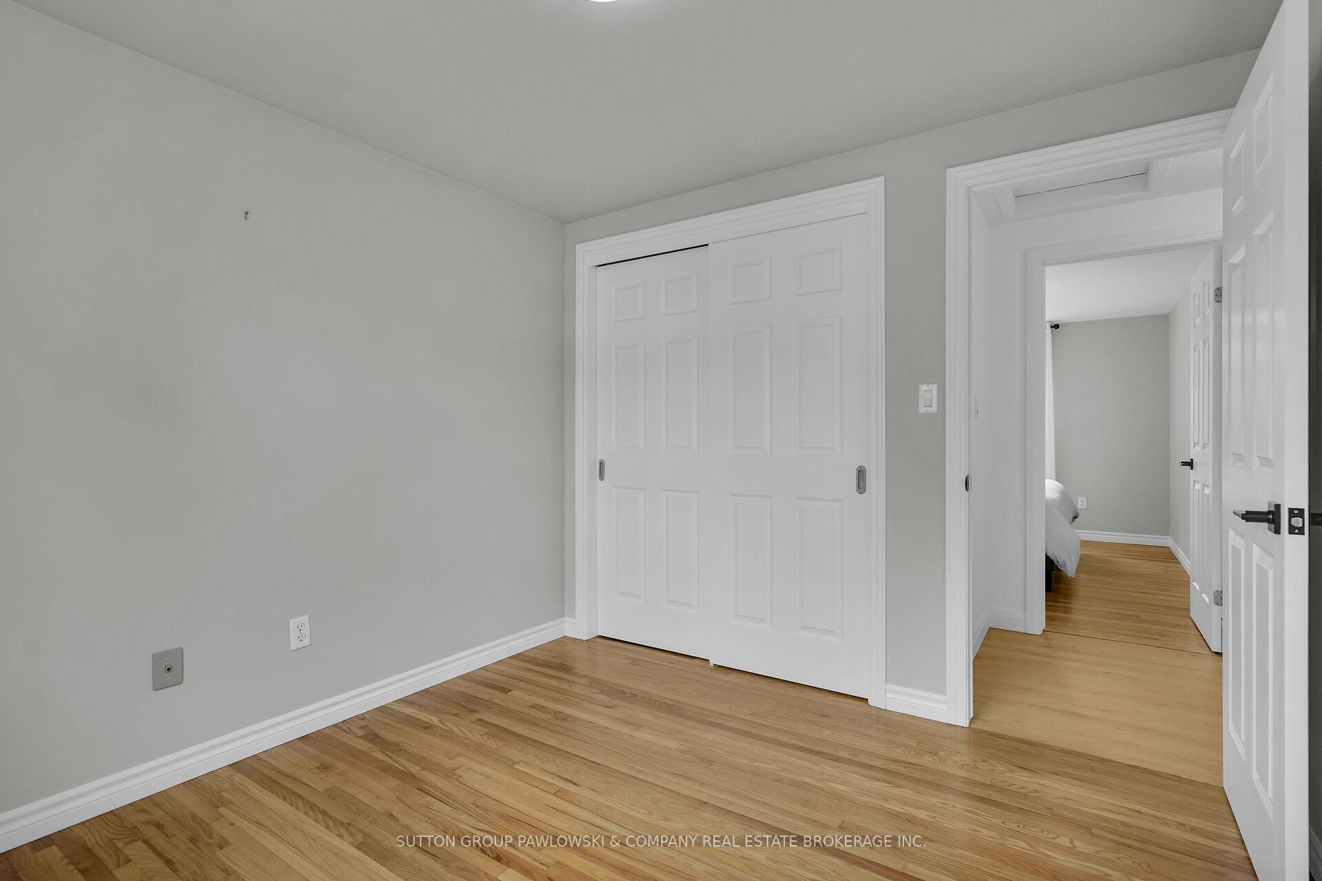 Photo 18 of 30 Leger Avenue, St. Thomas — HOMEH