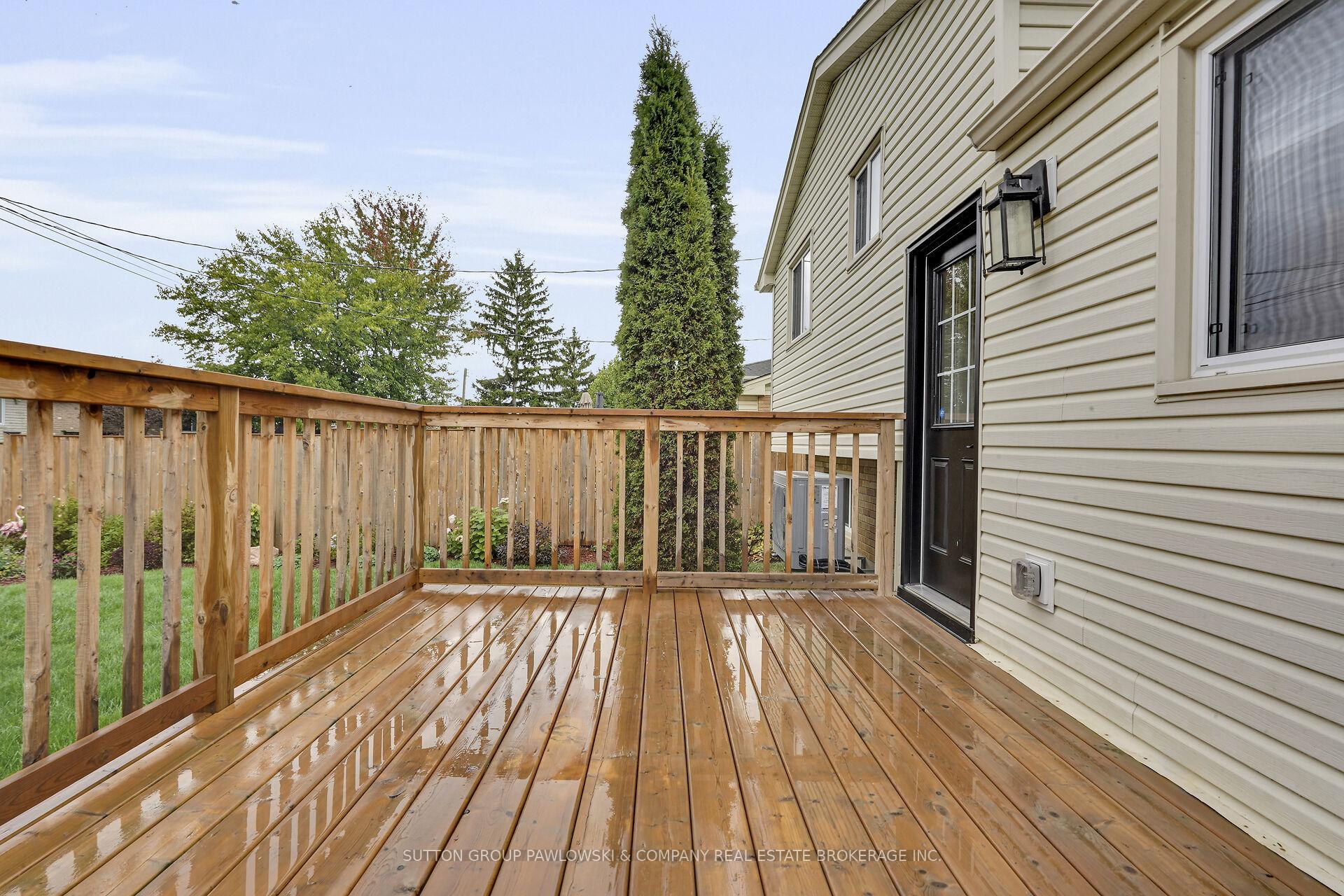 Photo 29 of 30 Leger Avenue, St. Thomas — HOMEH