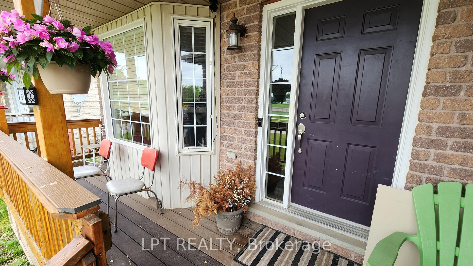 Photo 2 of 69 Simcoe Street, Springwater, Elmvale — HOMEH