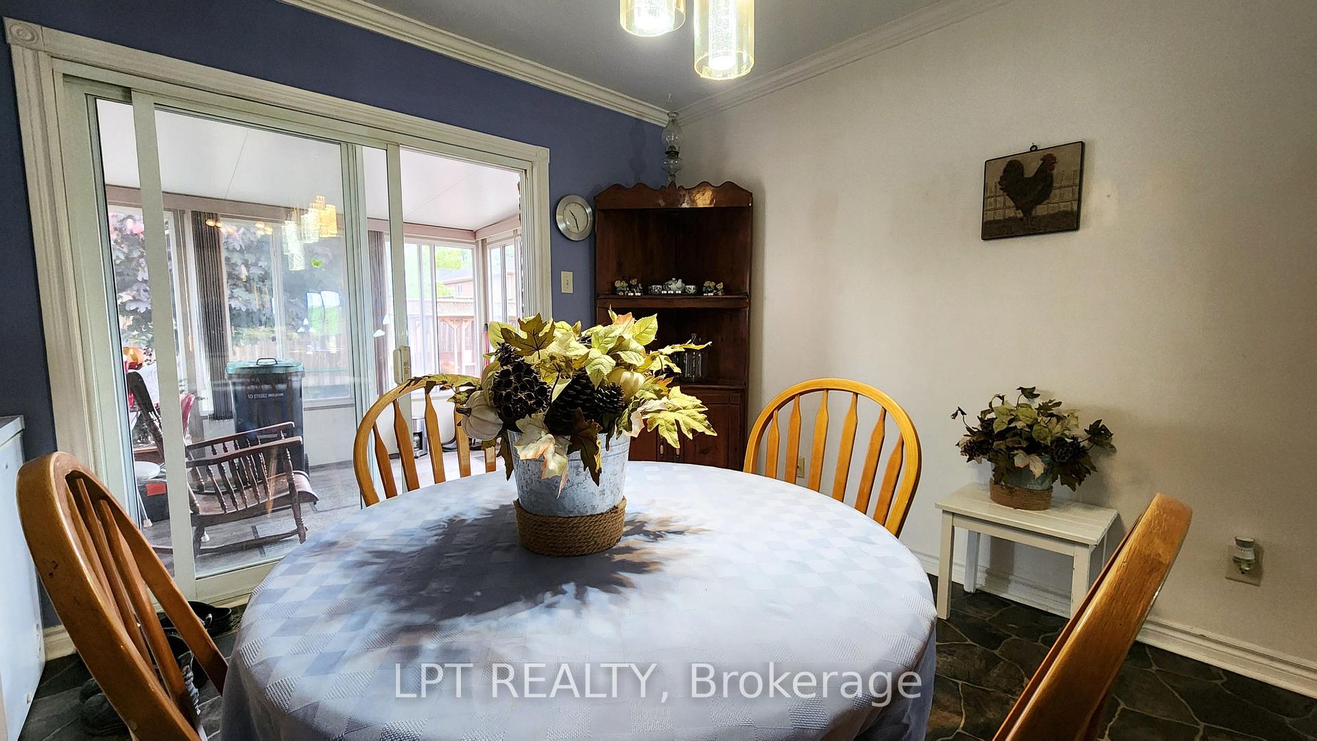Photo 9 of 69 Simcoe Street, Springwater, Elmvale — HOMEH