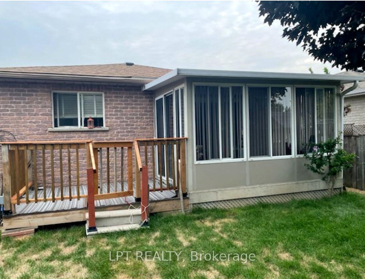 Photo 19 of 69 Simcoe Street, Springwater, Elmvale — HOMEH