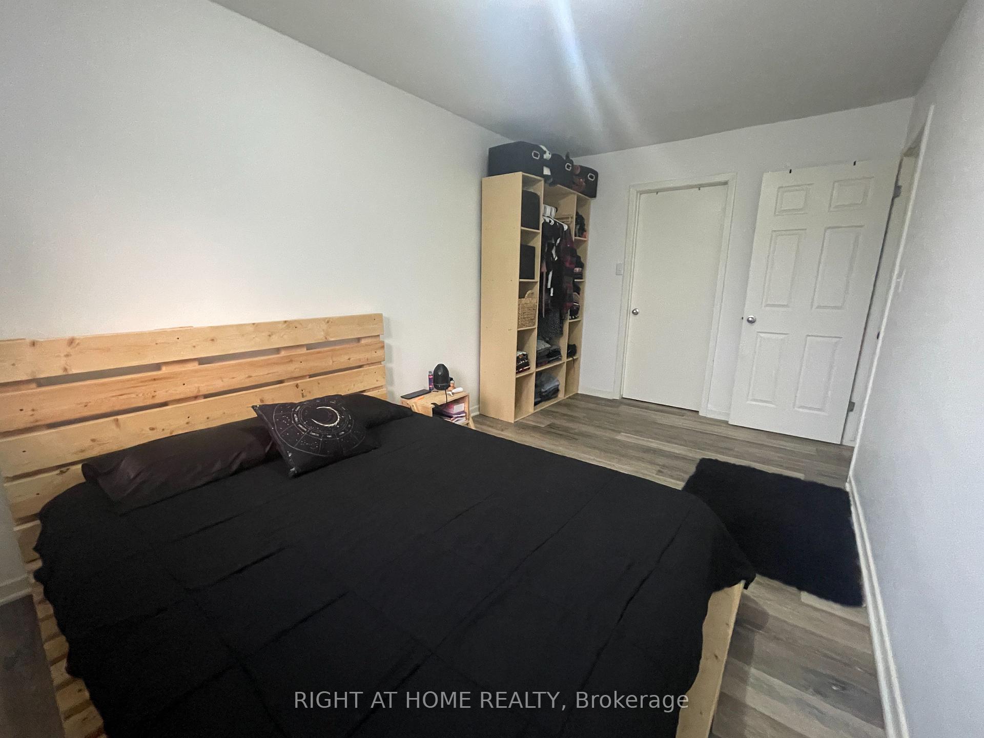 Photo 14 of 8 Rossie Place, St. Catharines, Oakdale — HOMEH