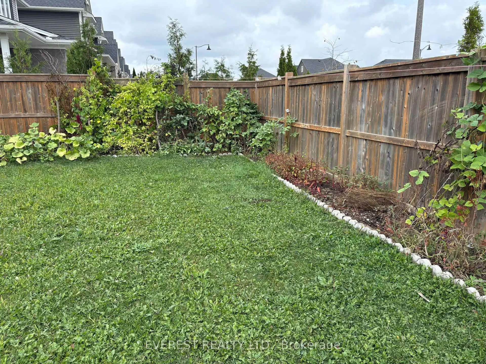 Photo 8 of 1 Melrose Court, St. Thomas — HOMEH