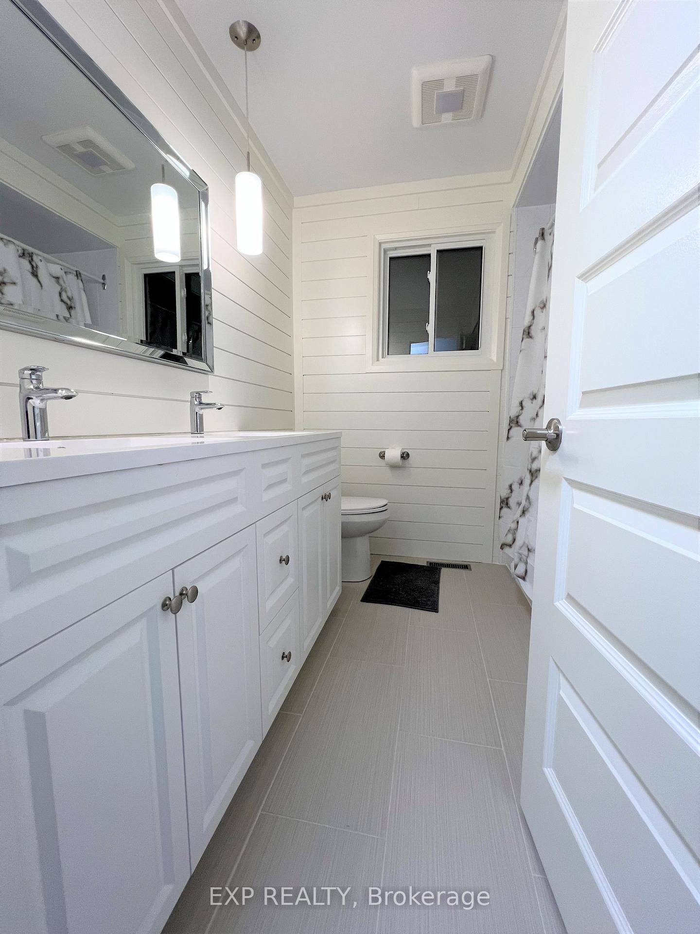 Photo 11 of 572 Elm Street, St. Thomas — HOMEH