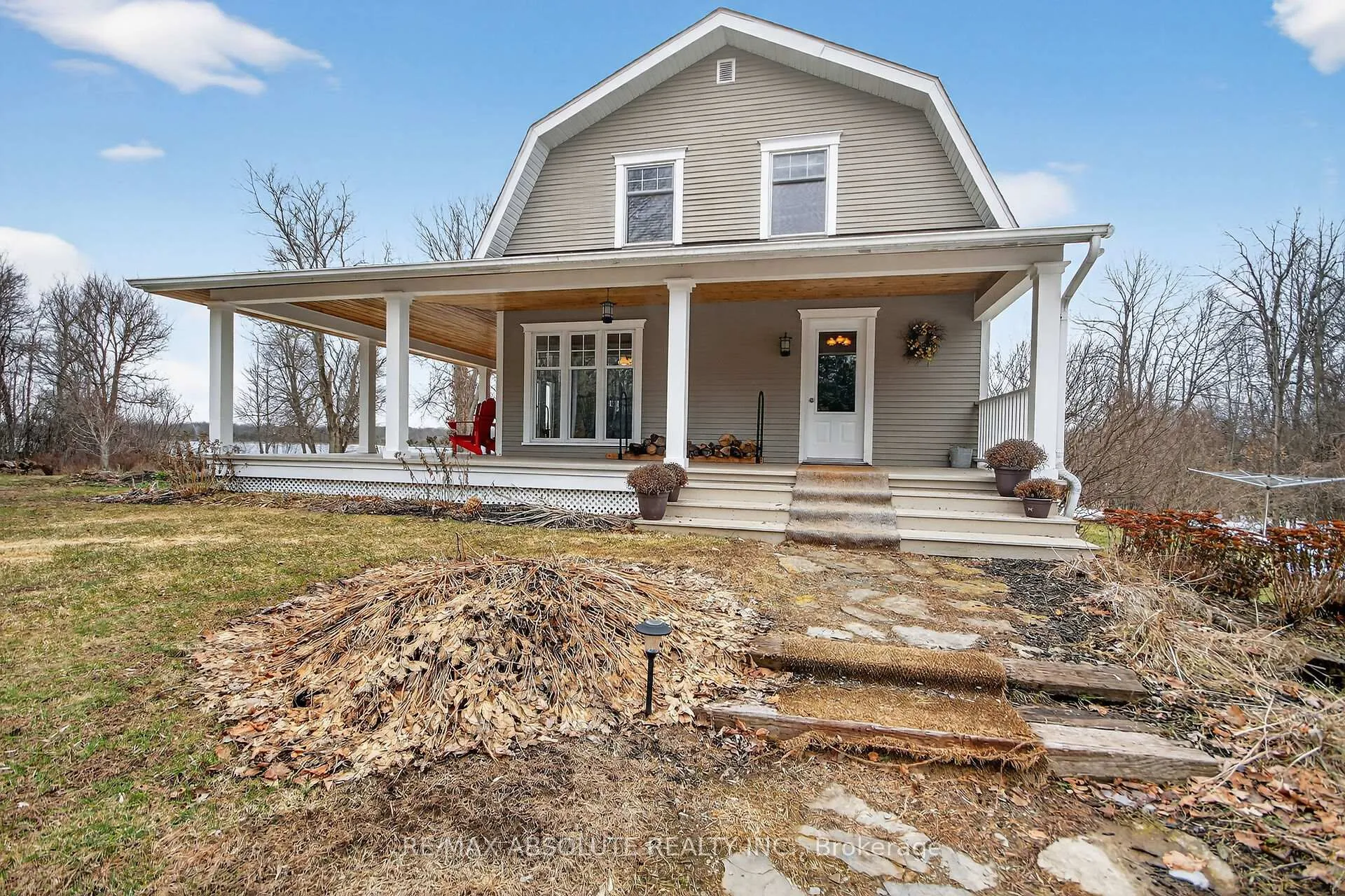 Photo 1 of 689 Rideau River Road, Montague, Montague Twp — HOMEH
