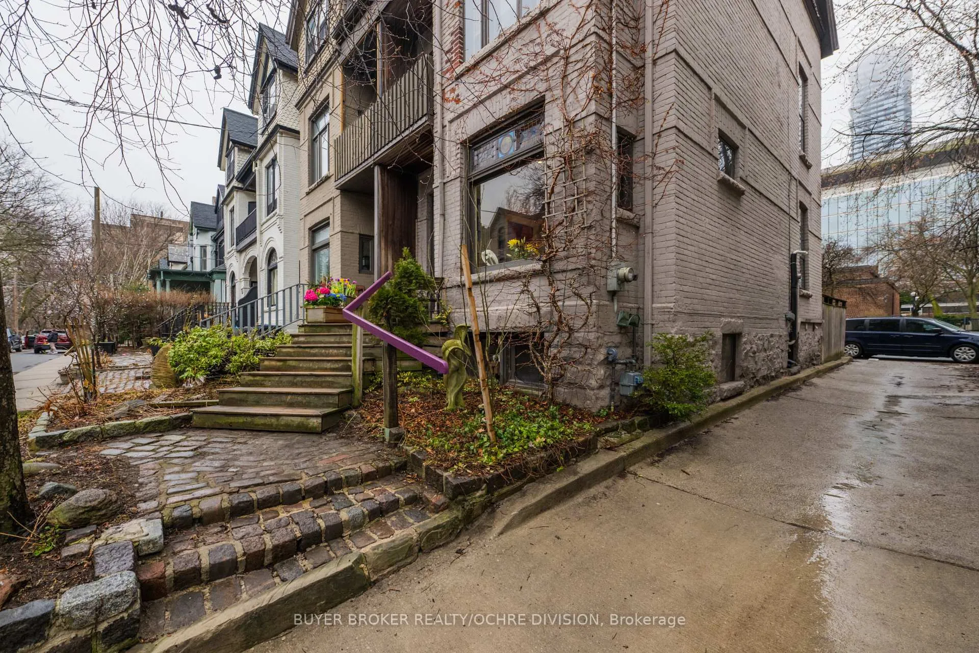 Photo 2 of 123 Collier Street, Toronto, Rosedale-Moore Park — HOMEH