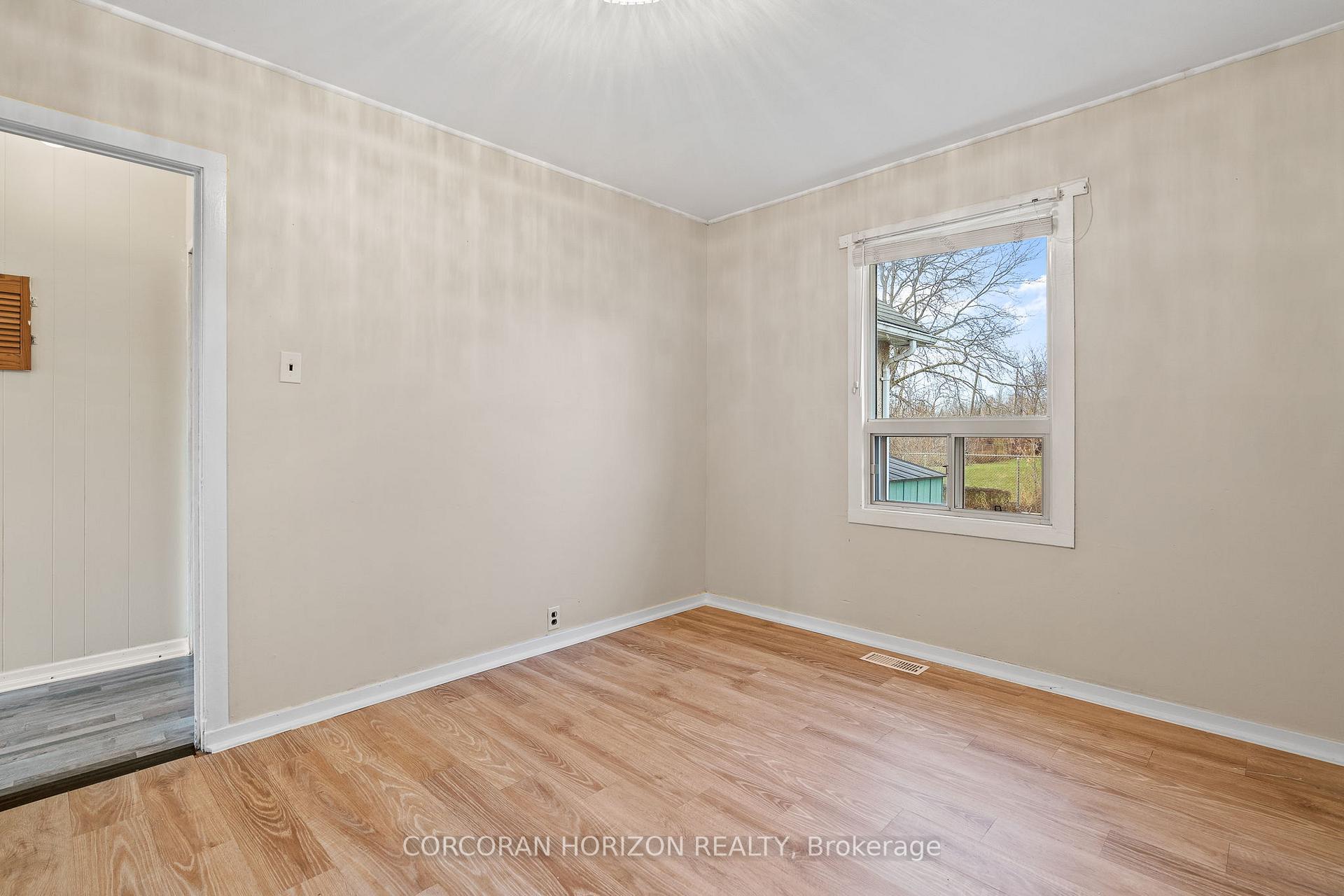 Photo 9 of 11 Beverly Street, St. Catharines, Oakdale — HOMEH