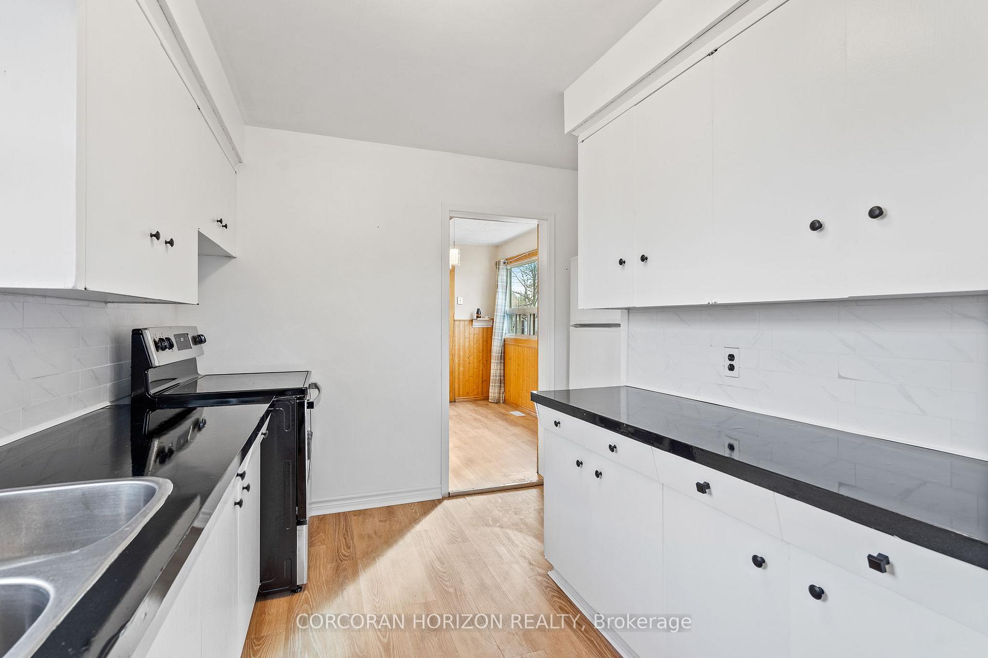 Photo 15 of 11 Beverly Street, St. Catharines, Oakdale — HOMEH