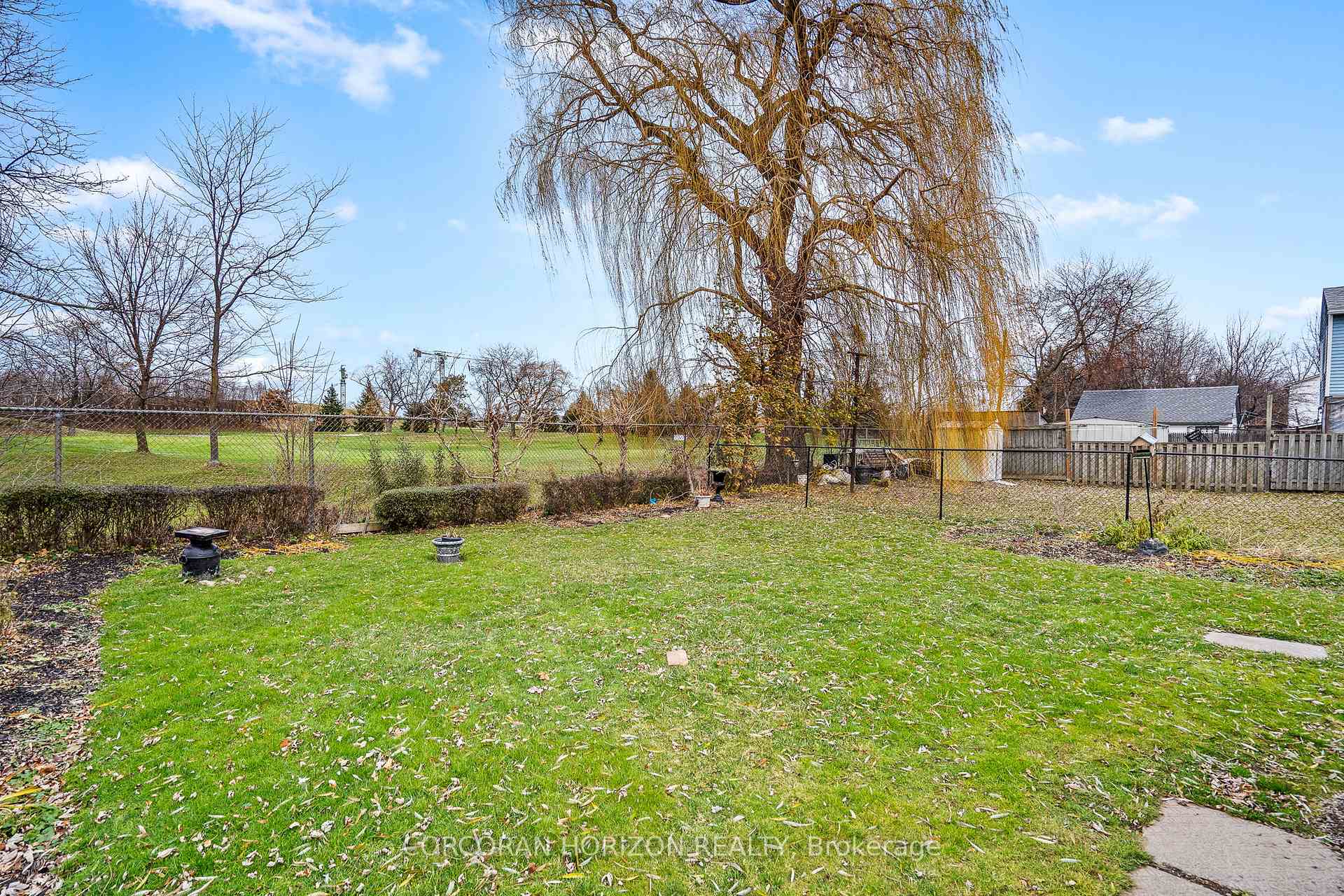 Photo 24 of 11 Beverly Street, St. Catharines, Oakdale — HOMEH