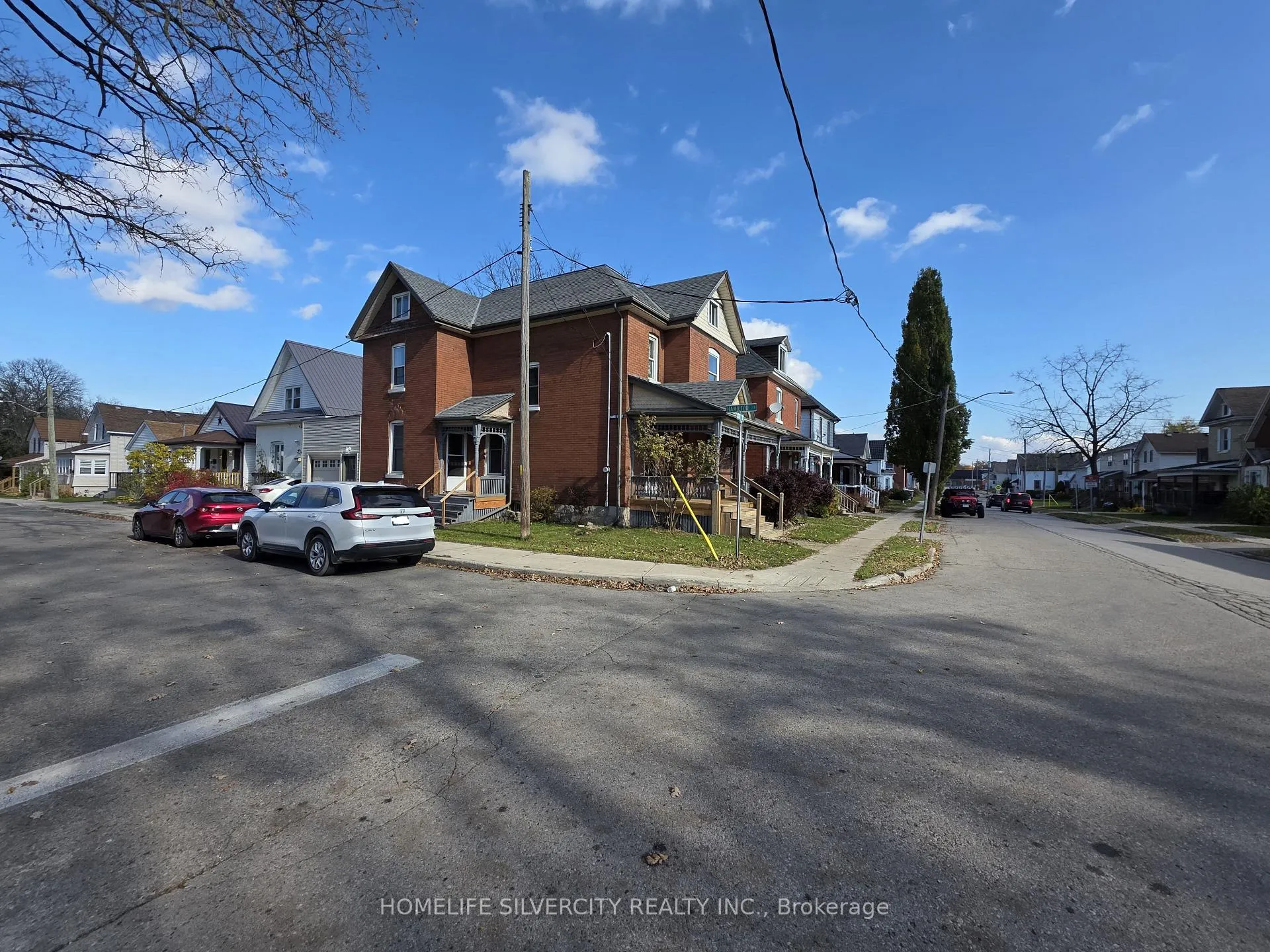 Photo 2 of 79 Scott Street, St. Thomas — HOMEH
