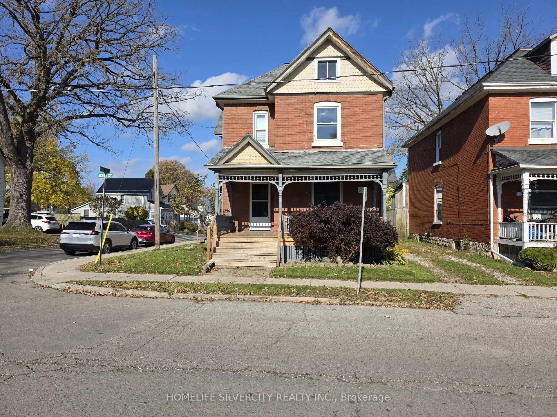 Photo 3 of 79 Scott Street, St. Thomas — HOMEH