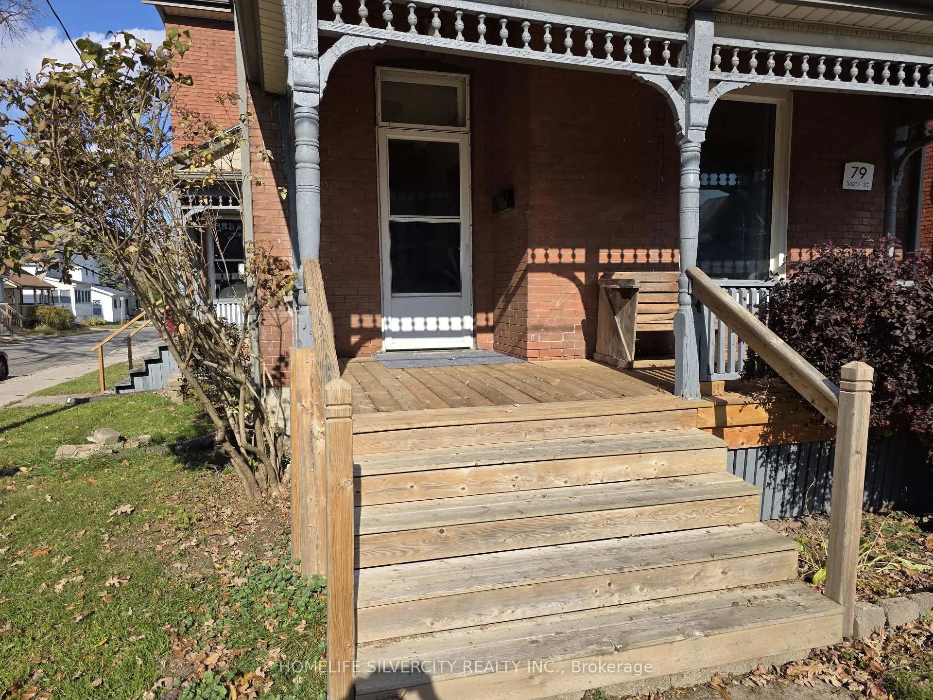 Photo 4 of 79 Scott Street, St. Thomas — HOMEH