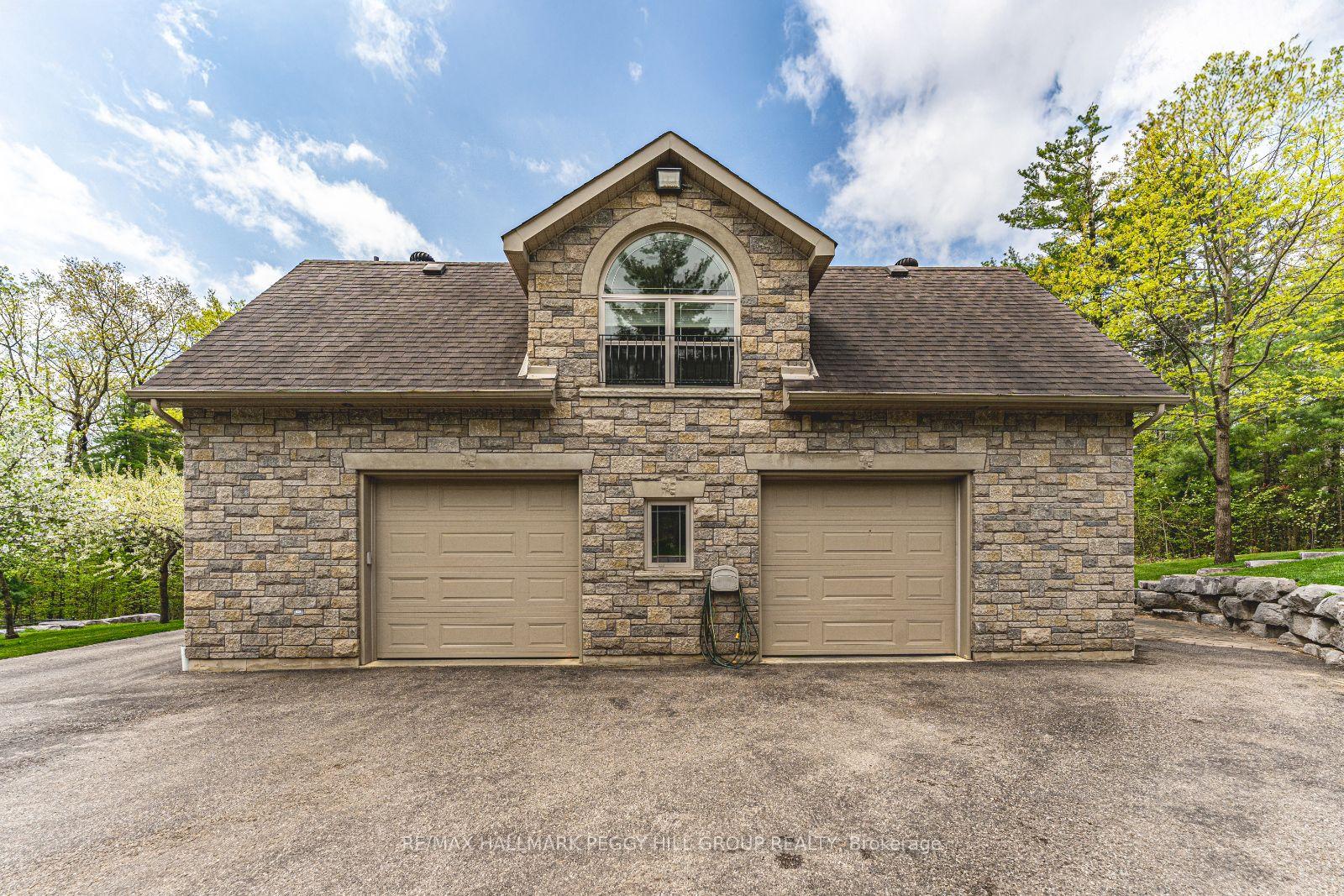 Photo 10 of 308 Miller Drive, Springwater, Rural Springwater — HOMEH