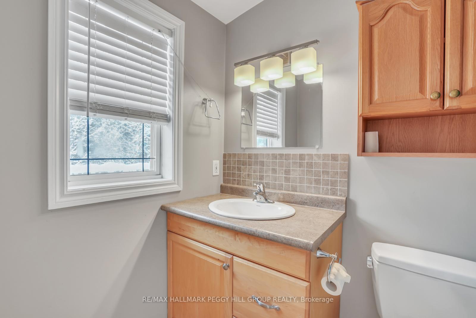 Photo 15 of 308 Miller Drive, Springwater, Rural Springwater — HOMEH