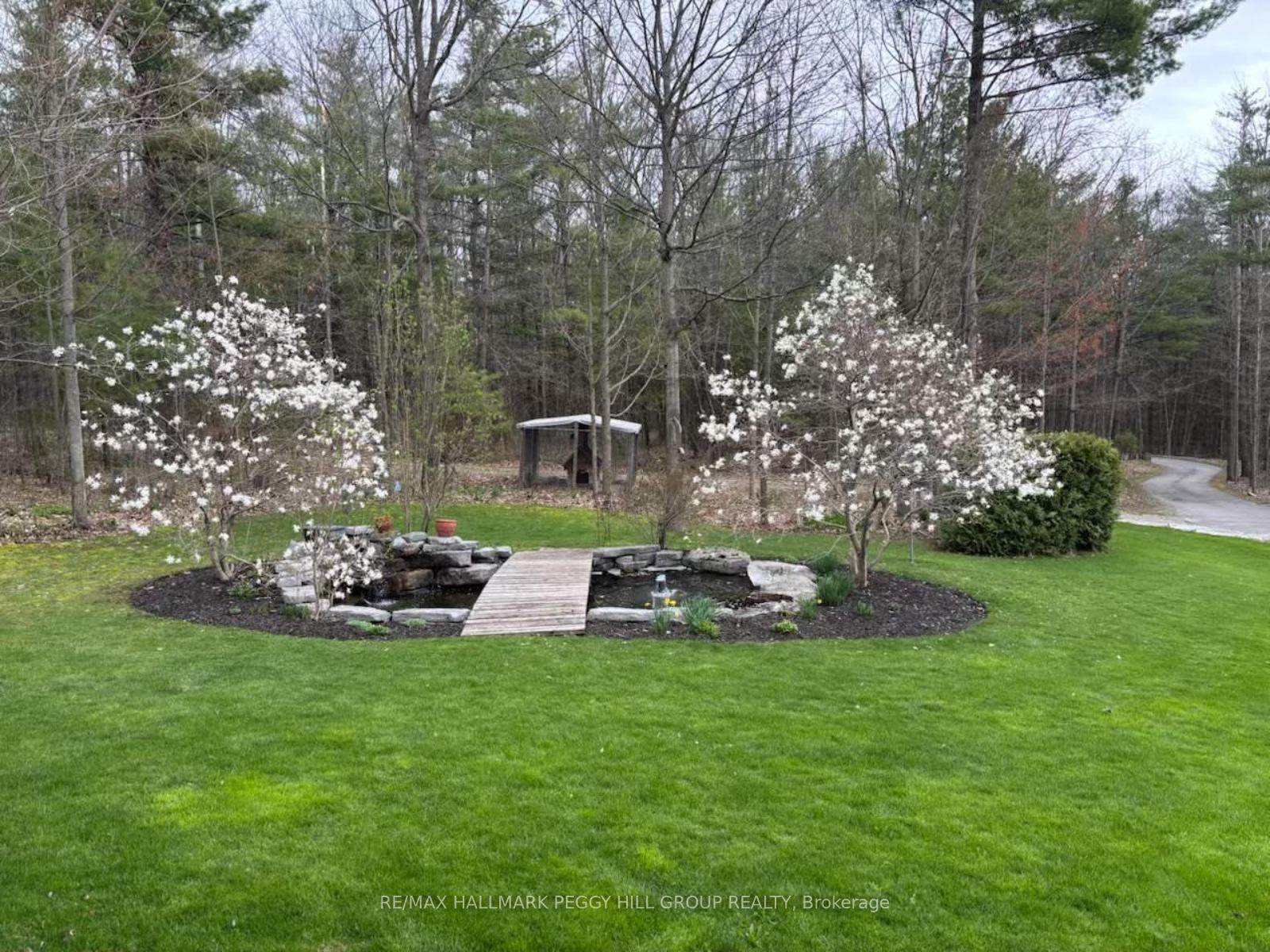Photo 17 of 308 Miller Drive, Springwater, Rural Springwater — HOMEH