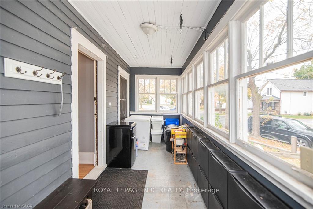 Photo 3 of 116 Carlton Street, St. Catharines, Downtown — HOMEH