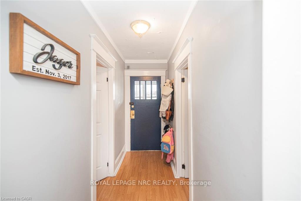 Photo 4 of 116 Carlton Street, St. Catharines, Downtown — HOMEH