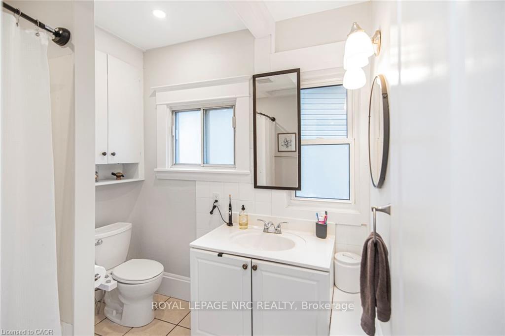 Photo 16 of 116 Carlton Street, St. Catharines, Downtown — HOMEH