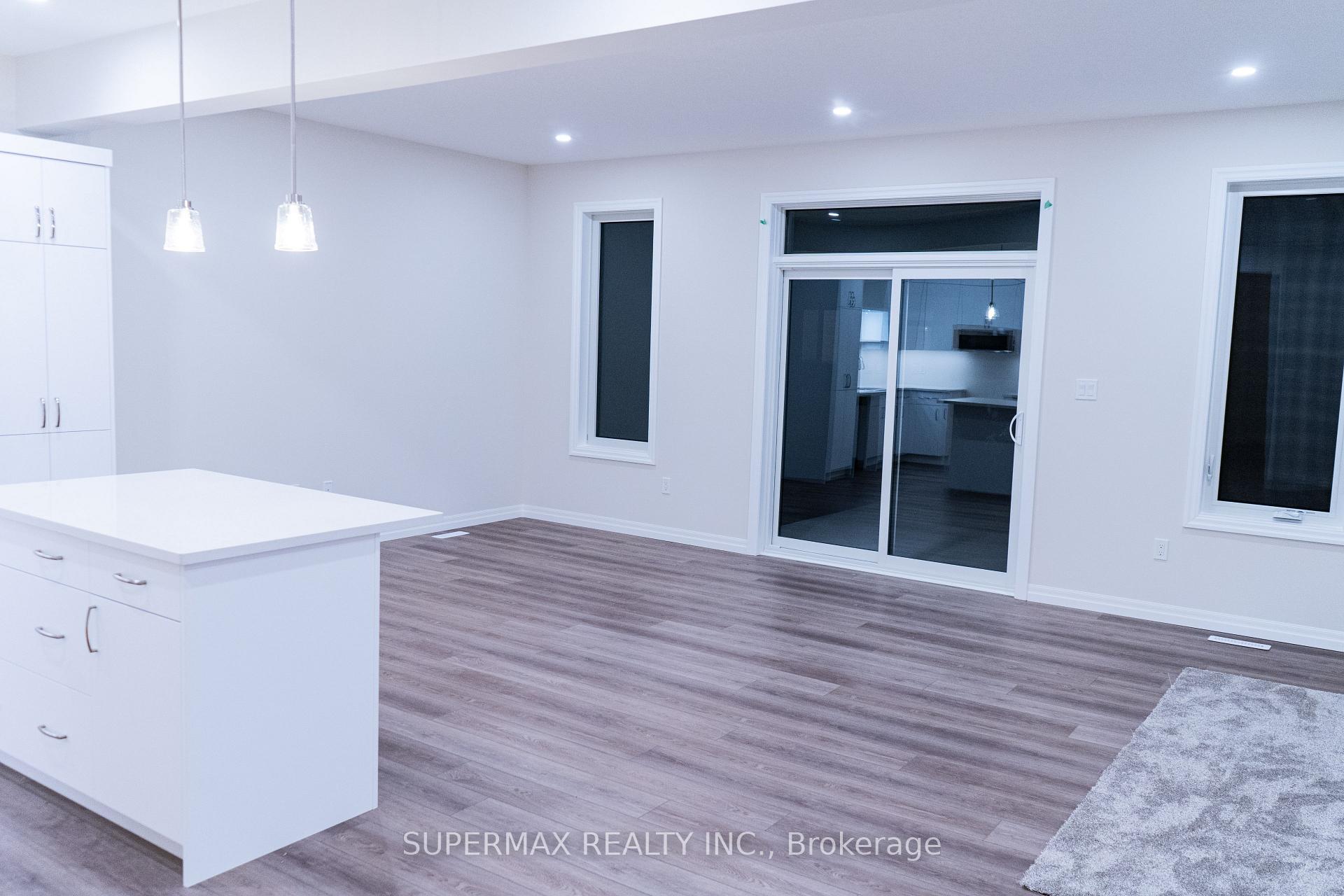 Photo 2 of 111 cortland Terrace, St. Thomas — HOMEH