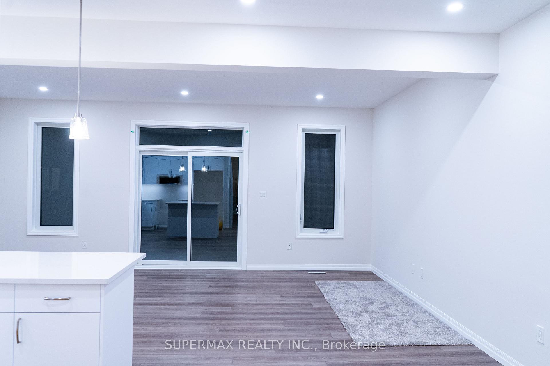Photo 3 of 111 cortland Terrace, St. Thomas — HOMEH