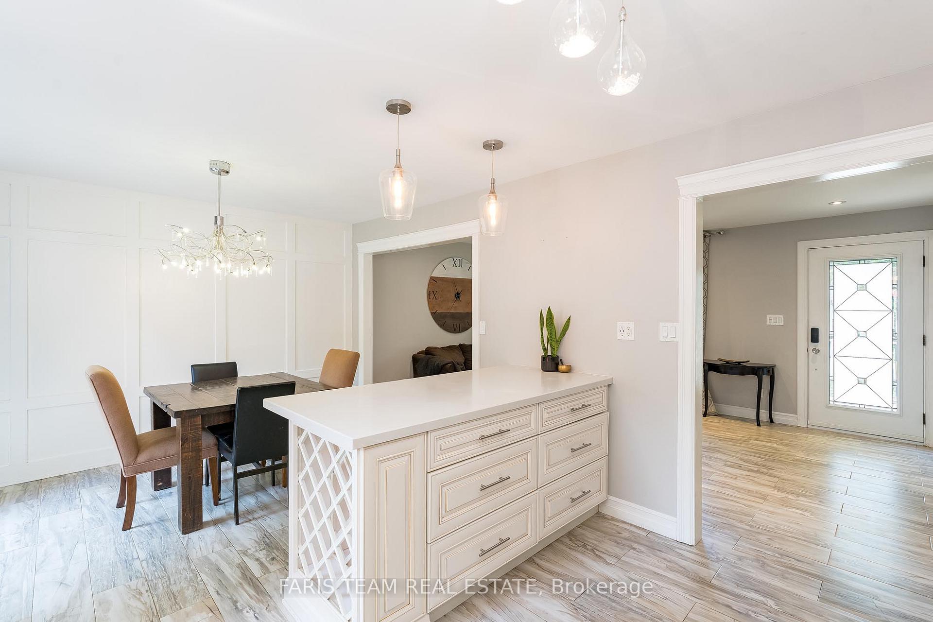 Photo 7 of 25 Centennial Avenue, Springwater, Elmvale — HOMEH