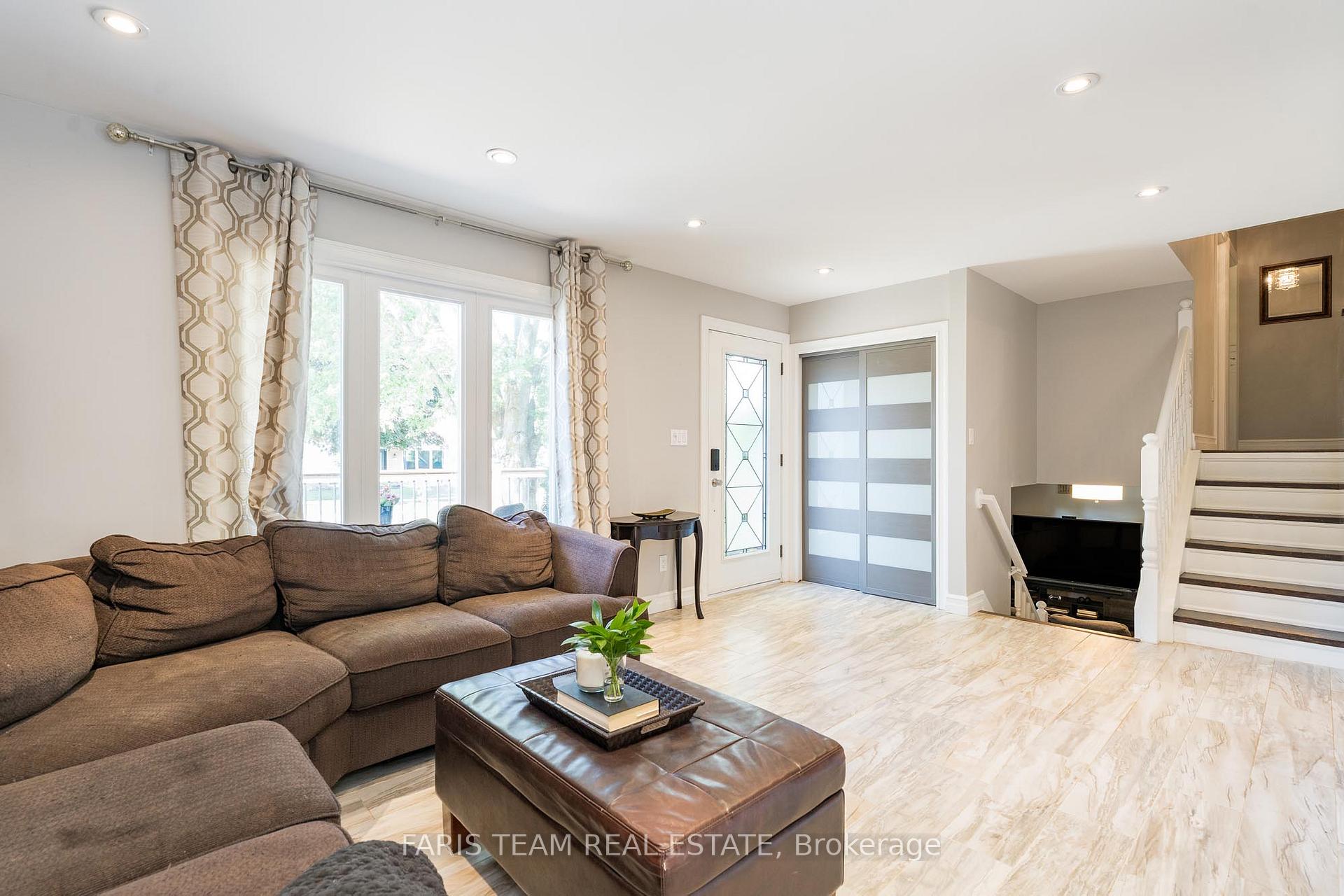 Photo 9 of 25 Centennial Avenue, Springwater, Elmvale — HOMEH