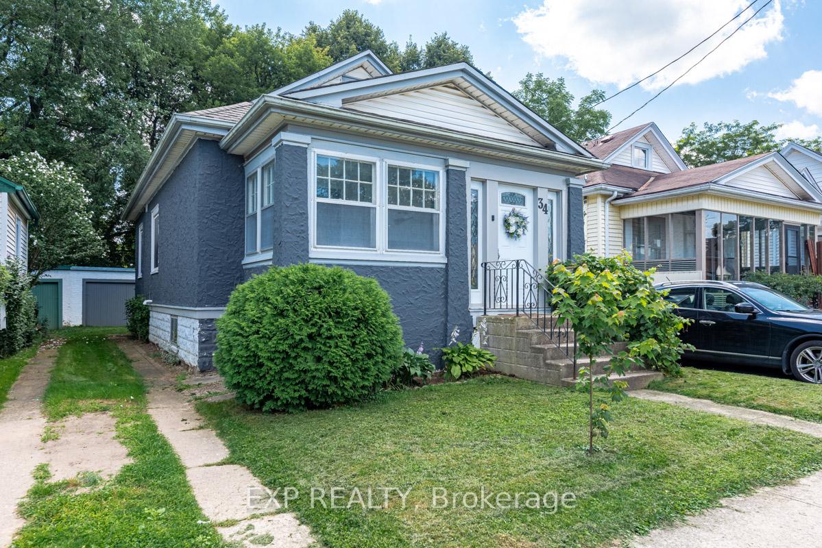 Photo 4 of 34 Louisa Street, St. Catharines, Haig — HOMEH