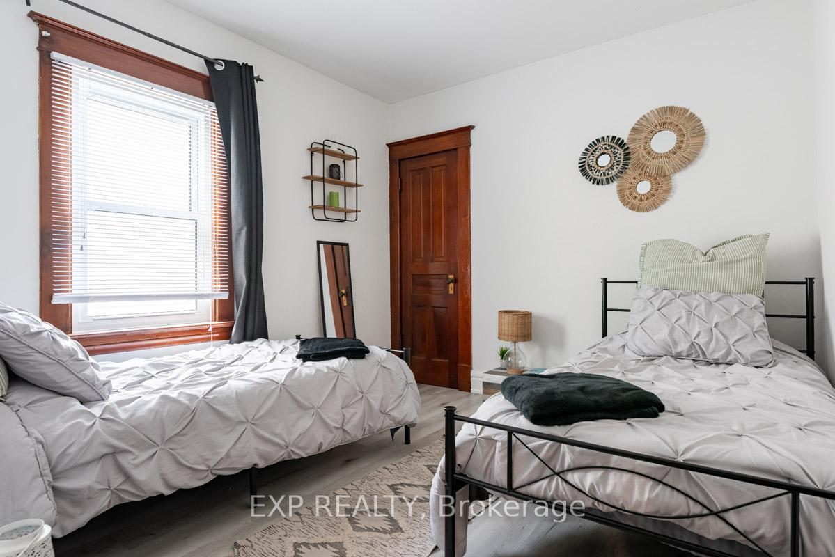 Photo 20 of 34 Louisa Street, St. Catharines, Haig — HOMEH