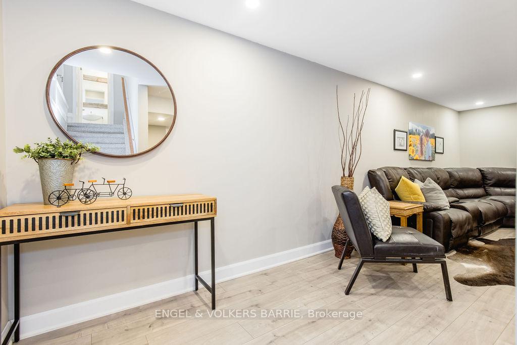 Photo 23 of 1175 Carson Road, Springwater, Midhurst — HOMEH