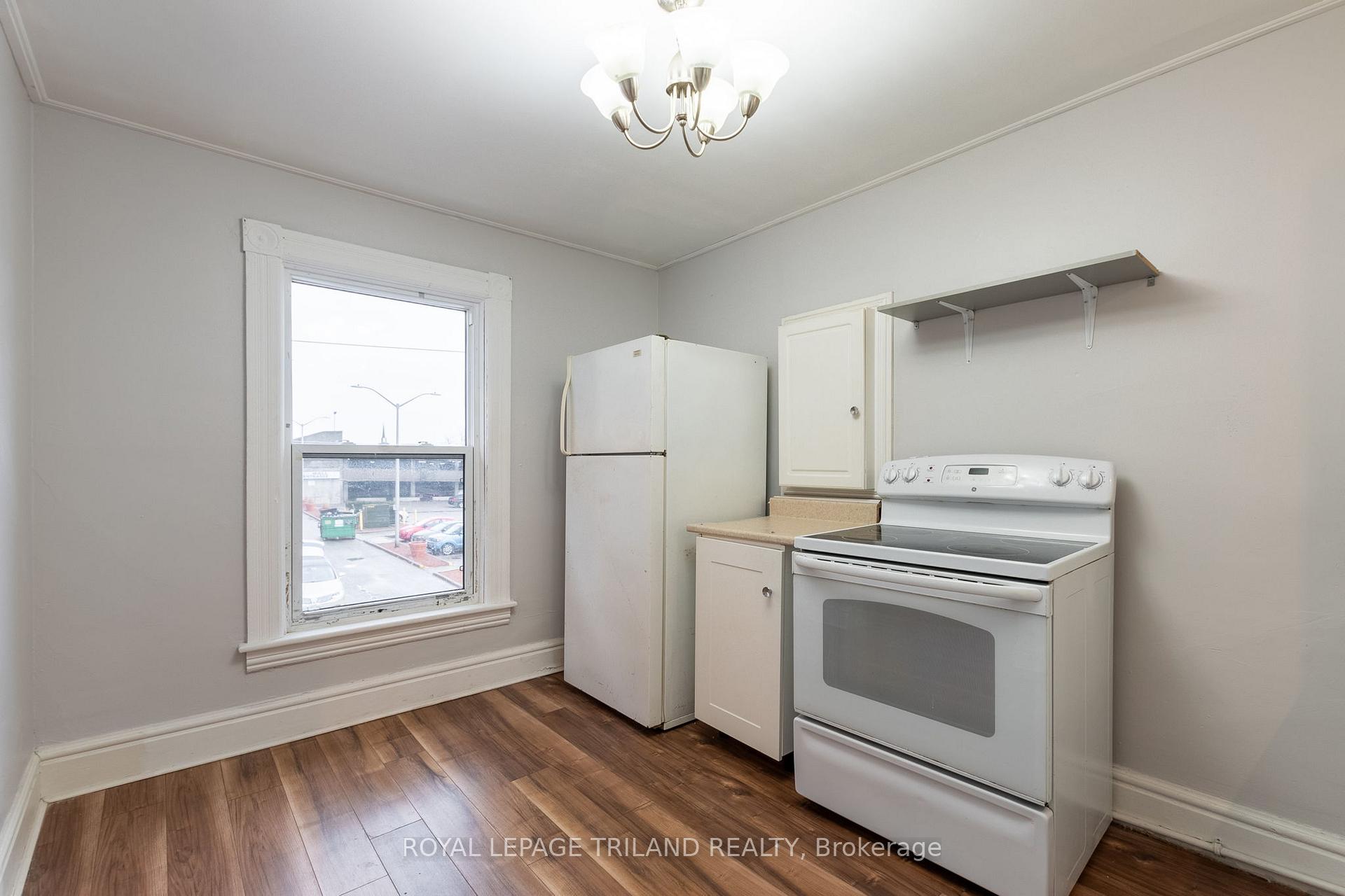 Photo 20 of 8 Metcalfe Street, St. Thomas — HOMEH