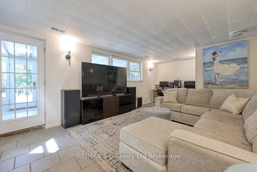 Photo 22 of 109 Sunset Drive, St. Thomas — HOMEH