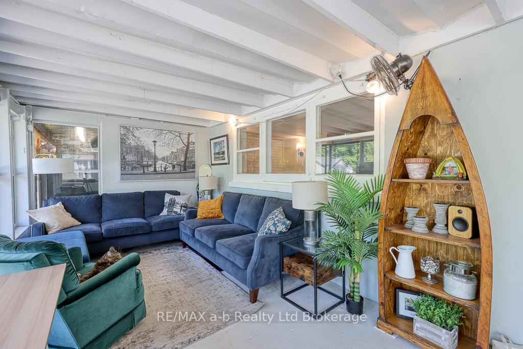 Photo 26 of 109 Sunset Drive, St. Thomas — HOMEH