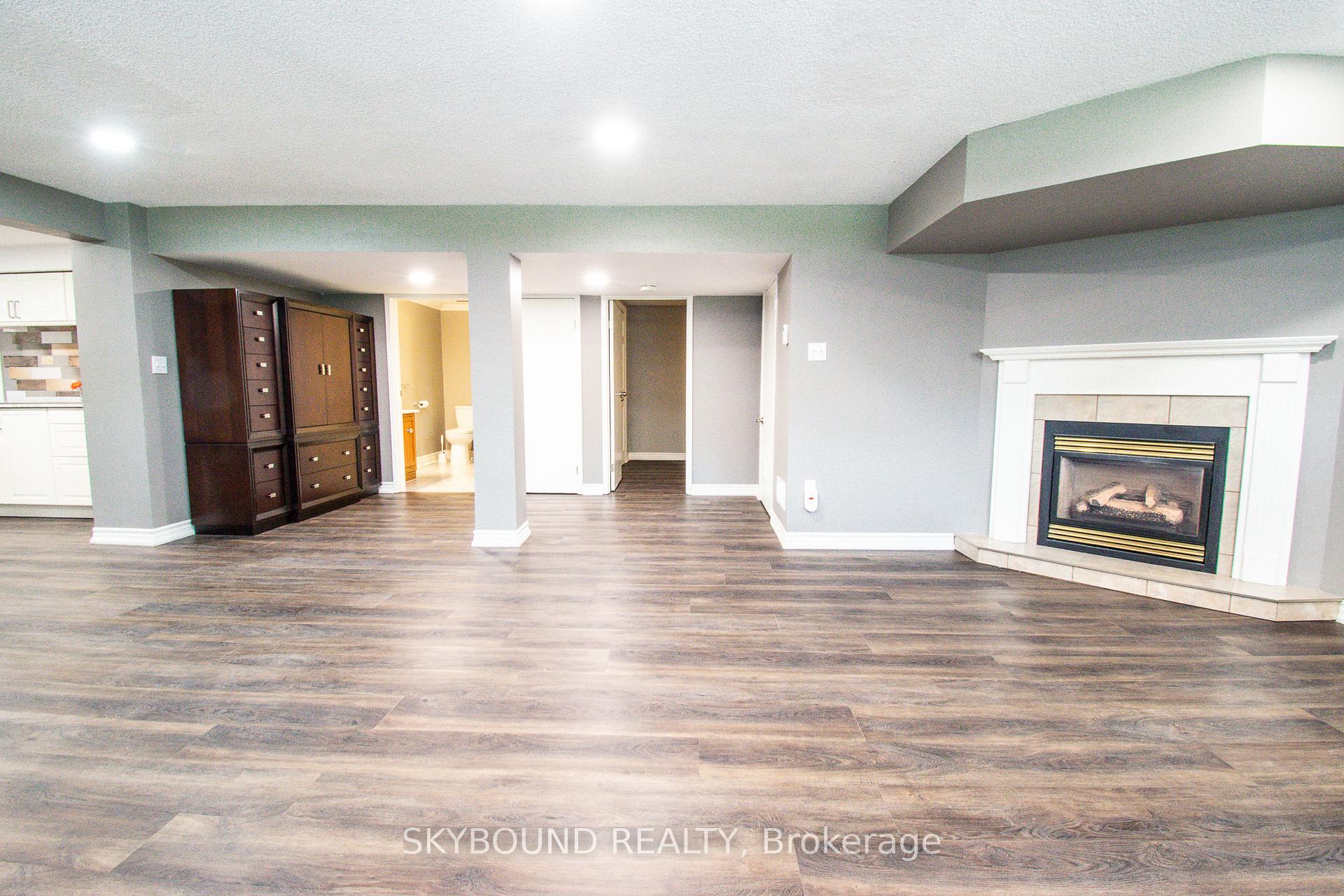 Photo 5 of Unit Lower unit, 10 Chorley Avenue, St. Catharines, Bunting/Linwell — HOMEH