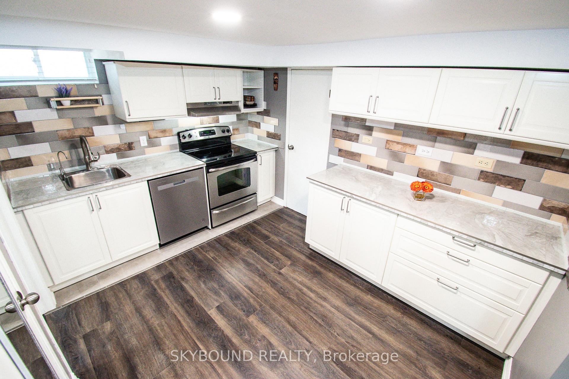 Photo 13 of Unit Lower unit, 10 Chorley Avenue, St. Catharines, Bunting/Linwell — HOMEH