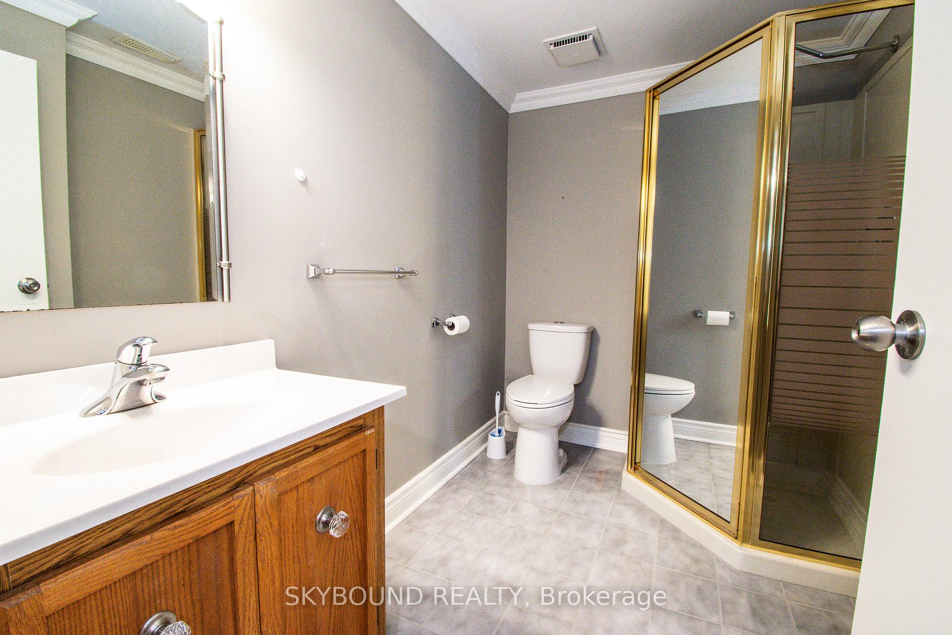 Photo 21 of Unit Lower unit, 10 Chorley Avenue, St. Catharines, Bunting/Linwell — HOMEH